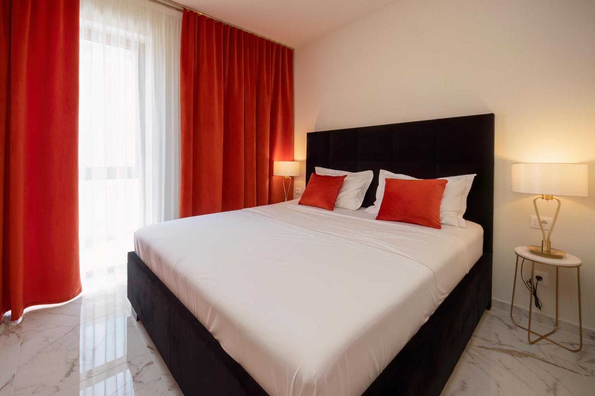 שיבניק Mediterana Art Deco Resort (Adults Only) מראה חיצוני תמונה