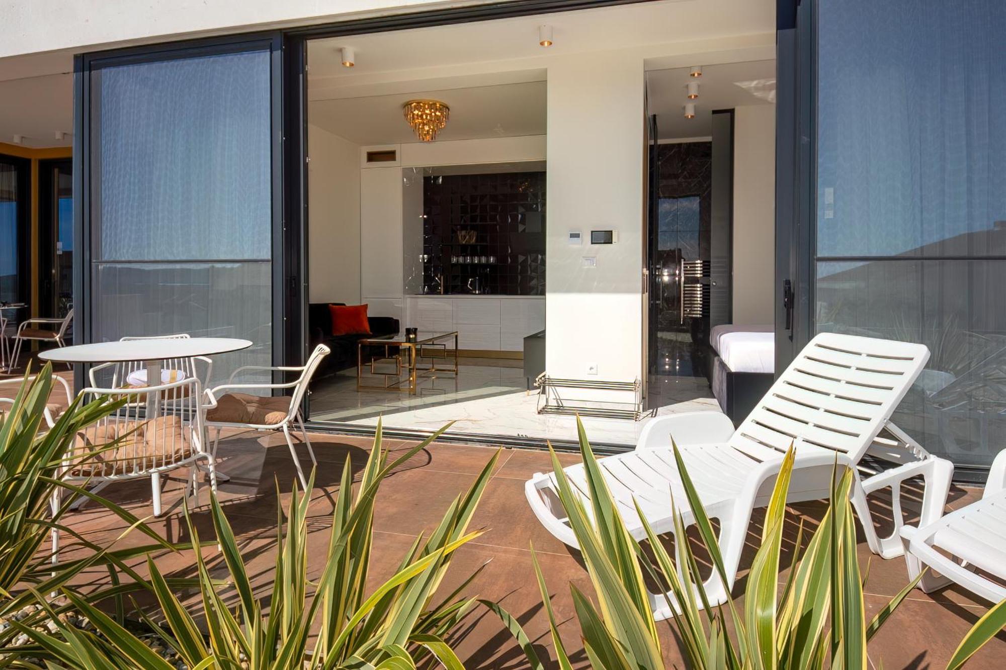 שיבניק Mediterana Art Deco Resort (Adults Only) מראה חיצוני תמונה
