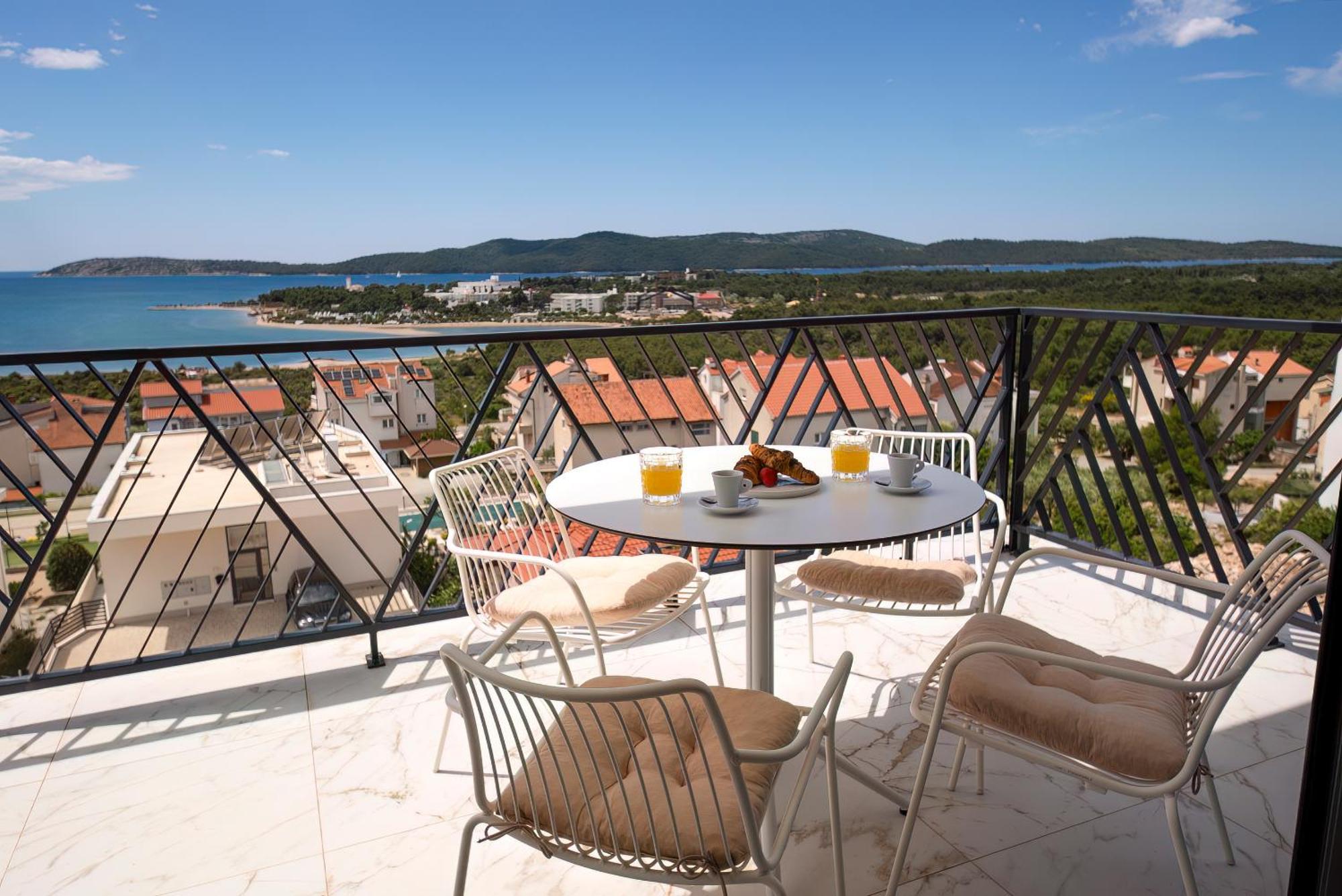שיבניק Mediterana Art Deco Resort (Adults Only) מראה חיצוני תמונה
